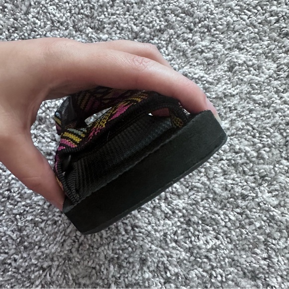 Kids Teva Universal Sandals - Picture 9 of 9